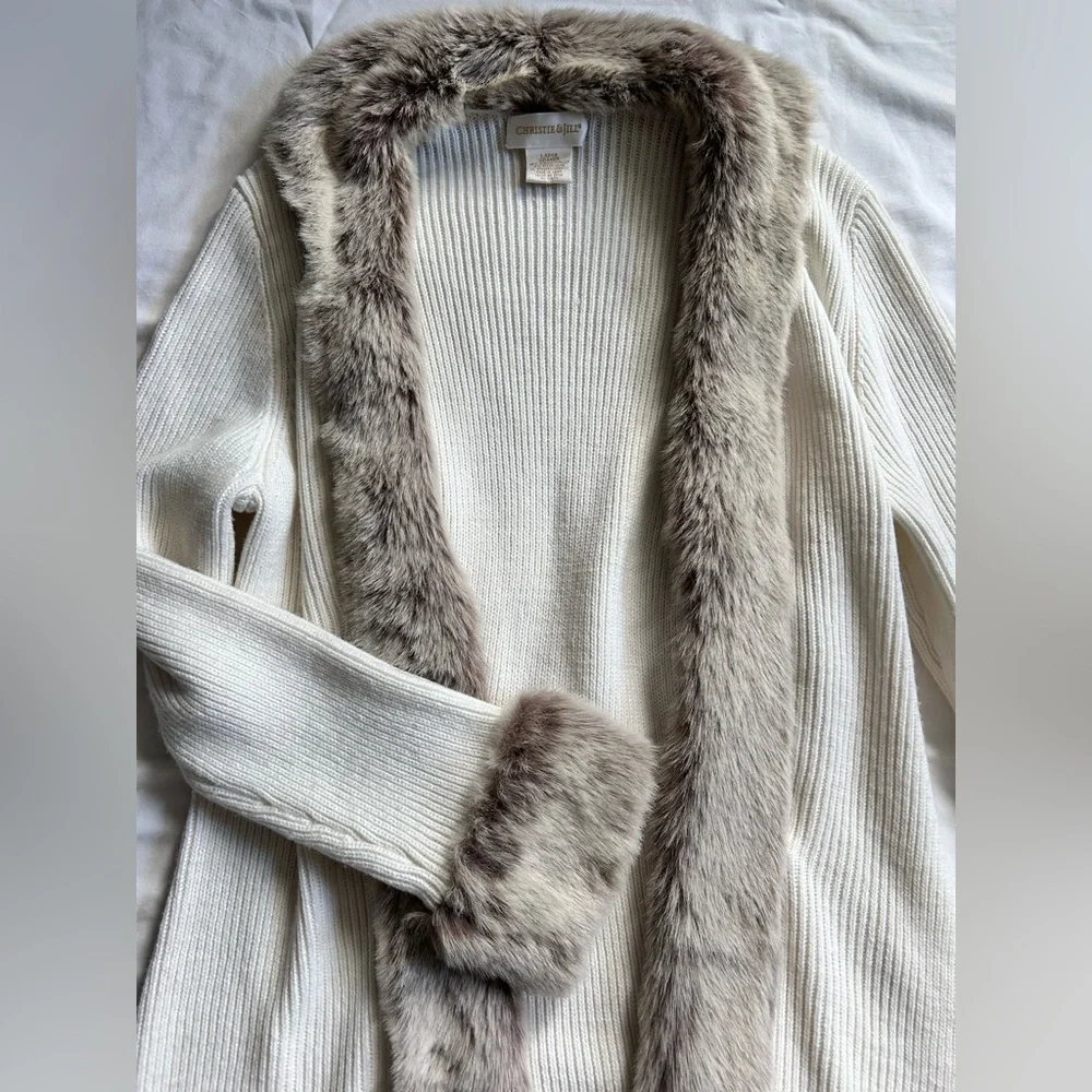 Christie & Jill Acrylic Cardigan Sweater Faux Fur Collar and Sleeve Ivory Large - Picture 3 of 15